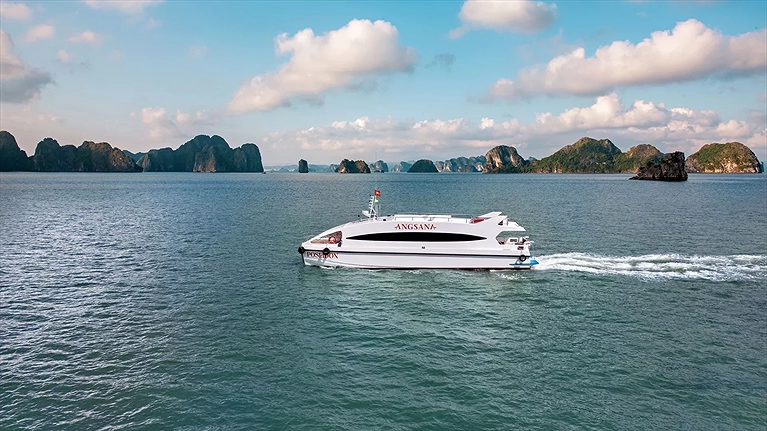 Tàu cao tốc hiện đại