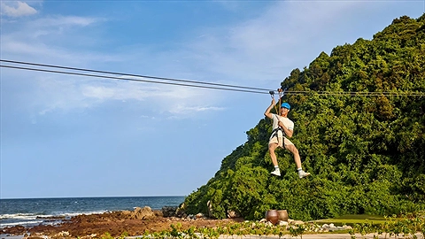 Trải nghiệm trượt Zippline 