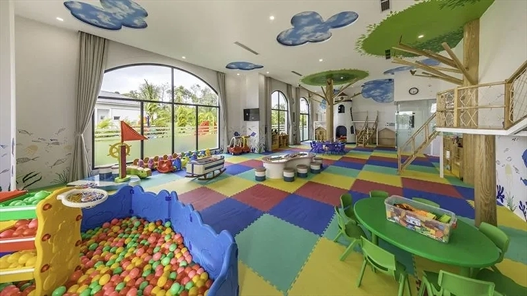 với nhiều hoạt động diễn ra cho  trẻ 