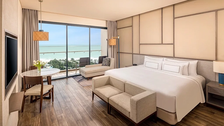 Deluxe Ocean View Room