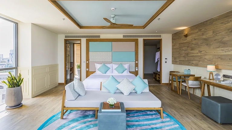 Deluxe Suite King Ocean