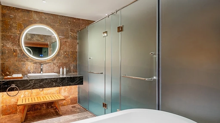 Three Bedroom Garden View Pool Villa