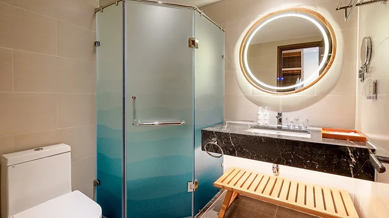 Superior Seaview King Room