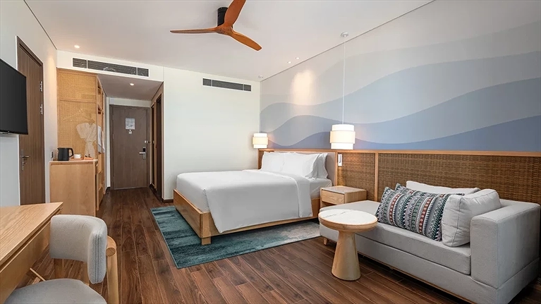 Superior Seaview King Room