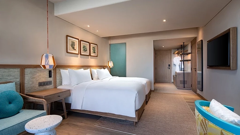 Premium Seaview Twin Room