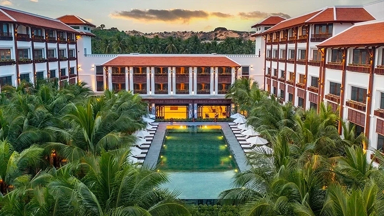 Hồ bơi nước ngọt