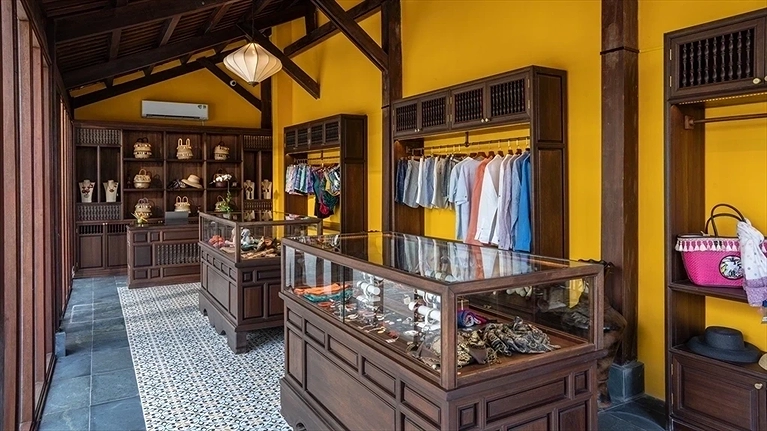 Quầy đồ lưu niệm