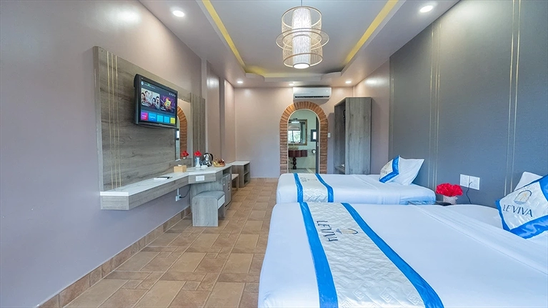 Deluxe Garden View Twin