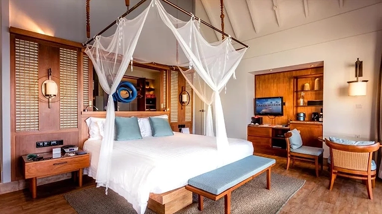 Reethi Muraka Overwater Villa