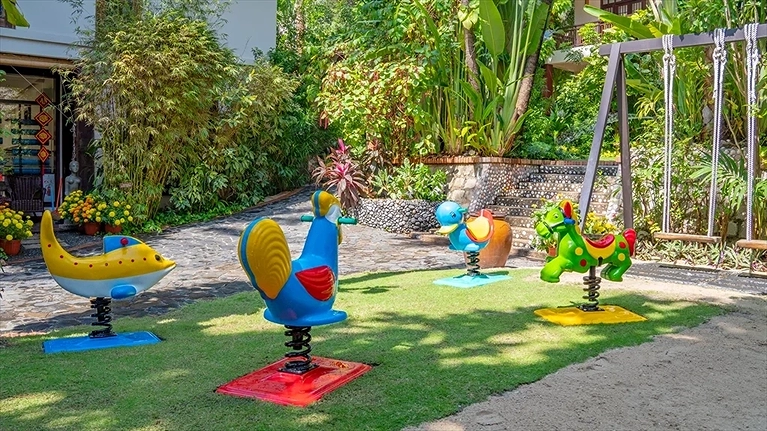 Khu vui chơi ngoài trời