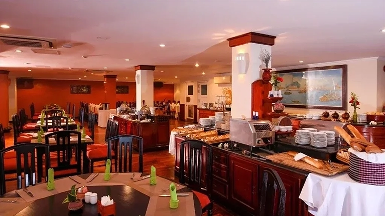 Nhà hàng với setup ấm cúng