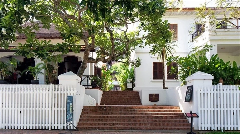 Khuôn viên bên ngoài khu nghỉ