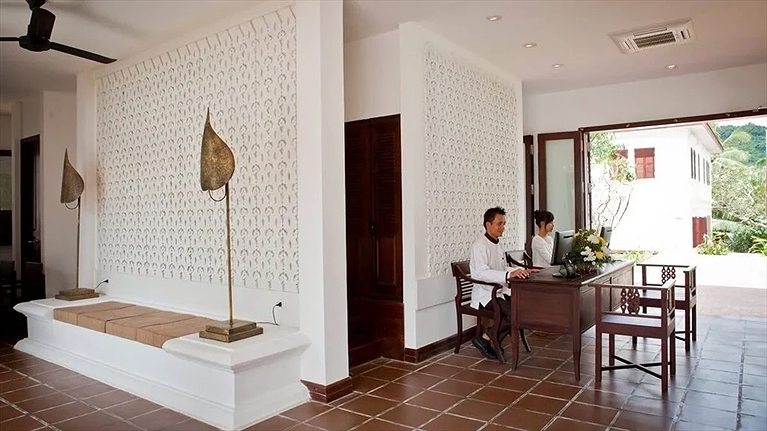  Lễ tân thân thiện và nhiệt tình