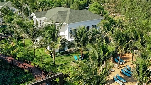 Khuôn viên khu nghỉ