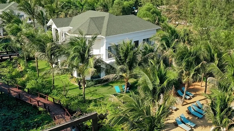 Khuôn viên khu nghỉ