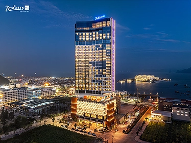 Khách sạn Radisson Blu Hạ Long