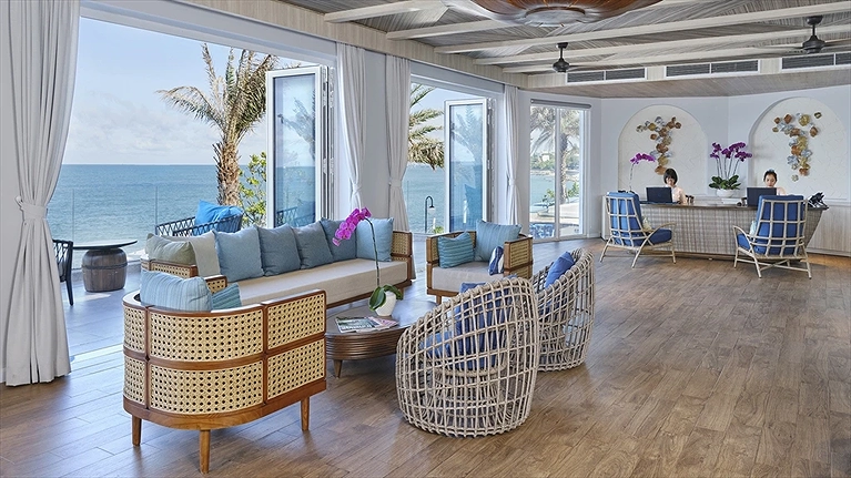 Sảnh lễ tân khu biển