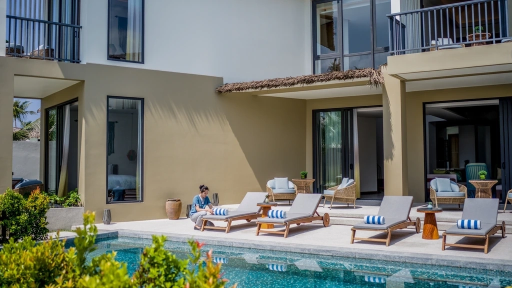 Grand Pool Villa
