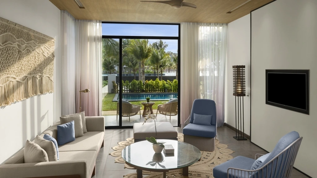 Ocean Pool Villa