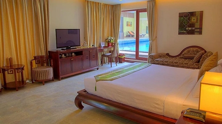 Khu Boutique | Deluxe Suite