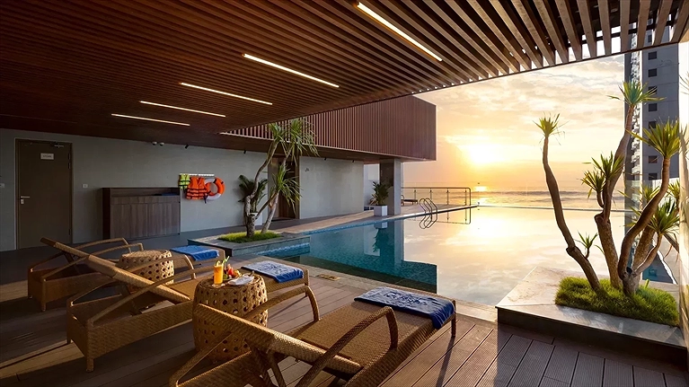 Hồ bơi vô cực hướng biển