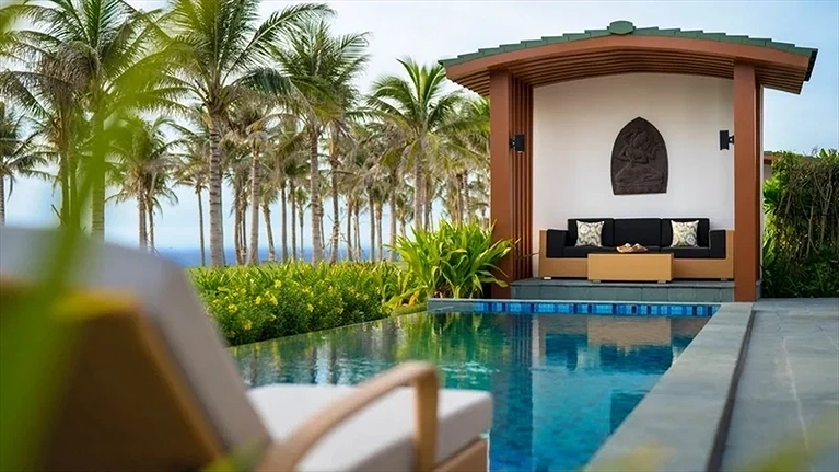 Villa hồ bơi hướng biển