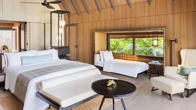 Garden Villa with Pool