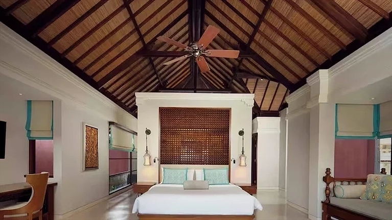 King One Bedroom Pool Villa