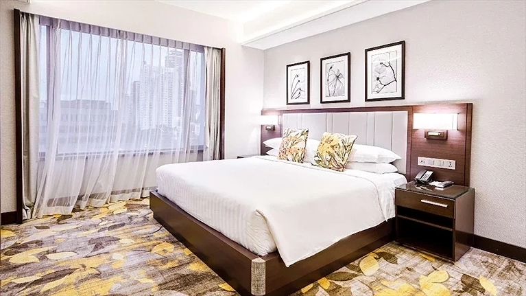 Club Executive Suite