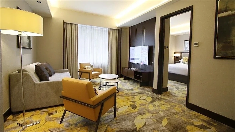 Club Executive Suite