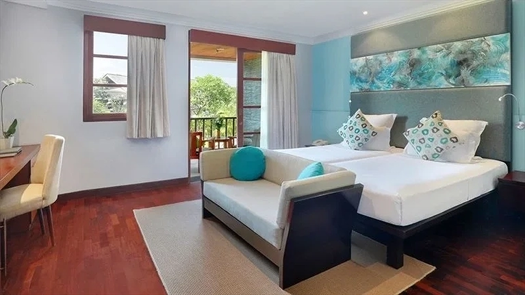 3 Bedroom Apartment Suite with Private Pool & Gazebo