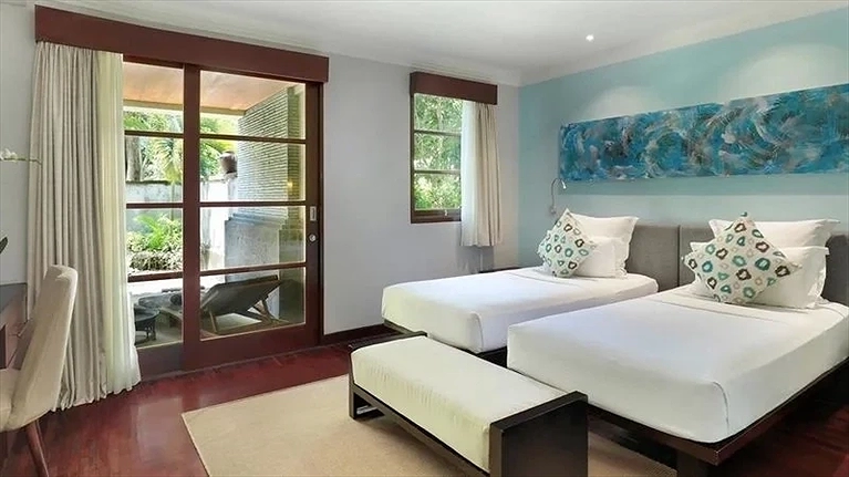 3 Bedroom Apartment Suite with Private Pool & Gazebo