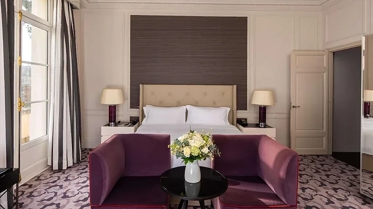 Palace 5 Star - King Deluxe Garden View Room