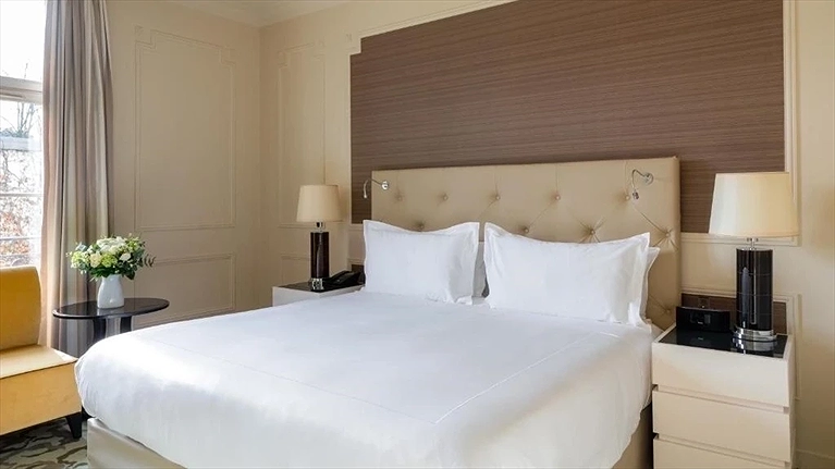 Pavillon 4 Star - King Room