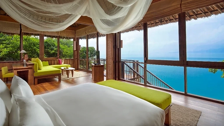 Ocean Front Pool Villa Suite