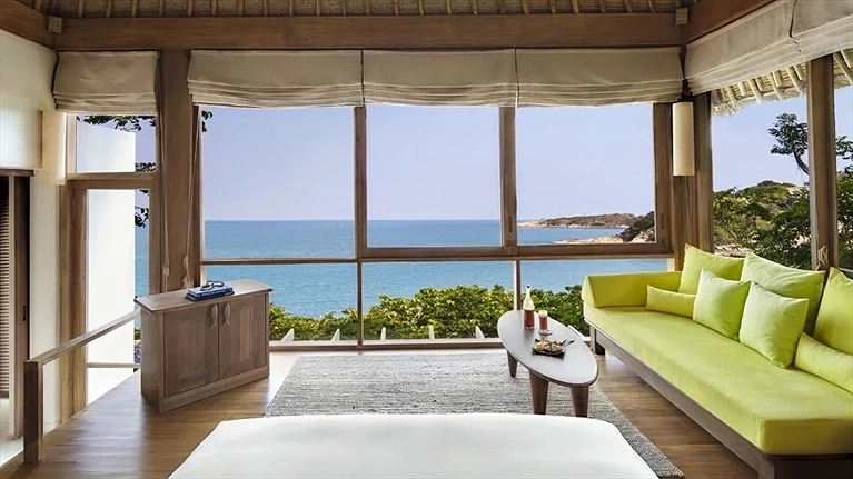 Ocean Front Pool Villa