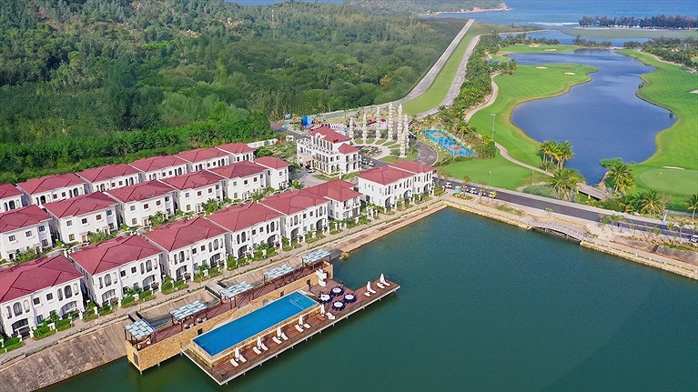 Ngoại cảnh villa