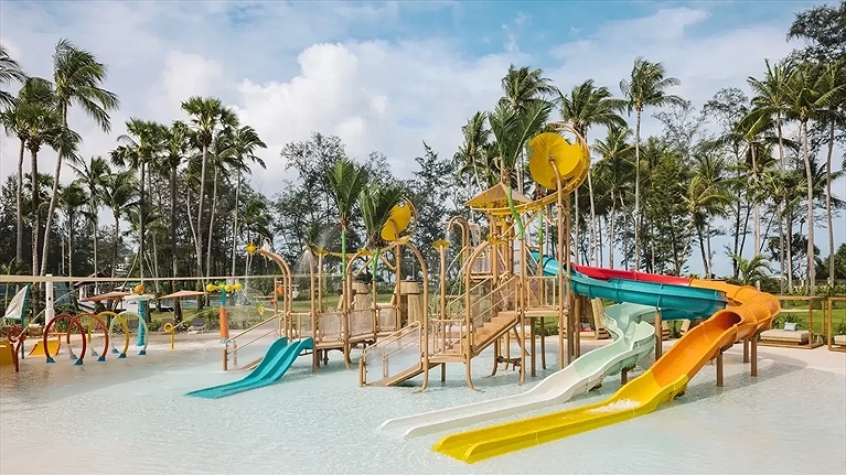 Khu vui chơi dưới nước