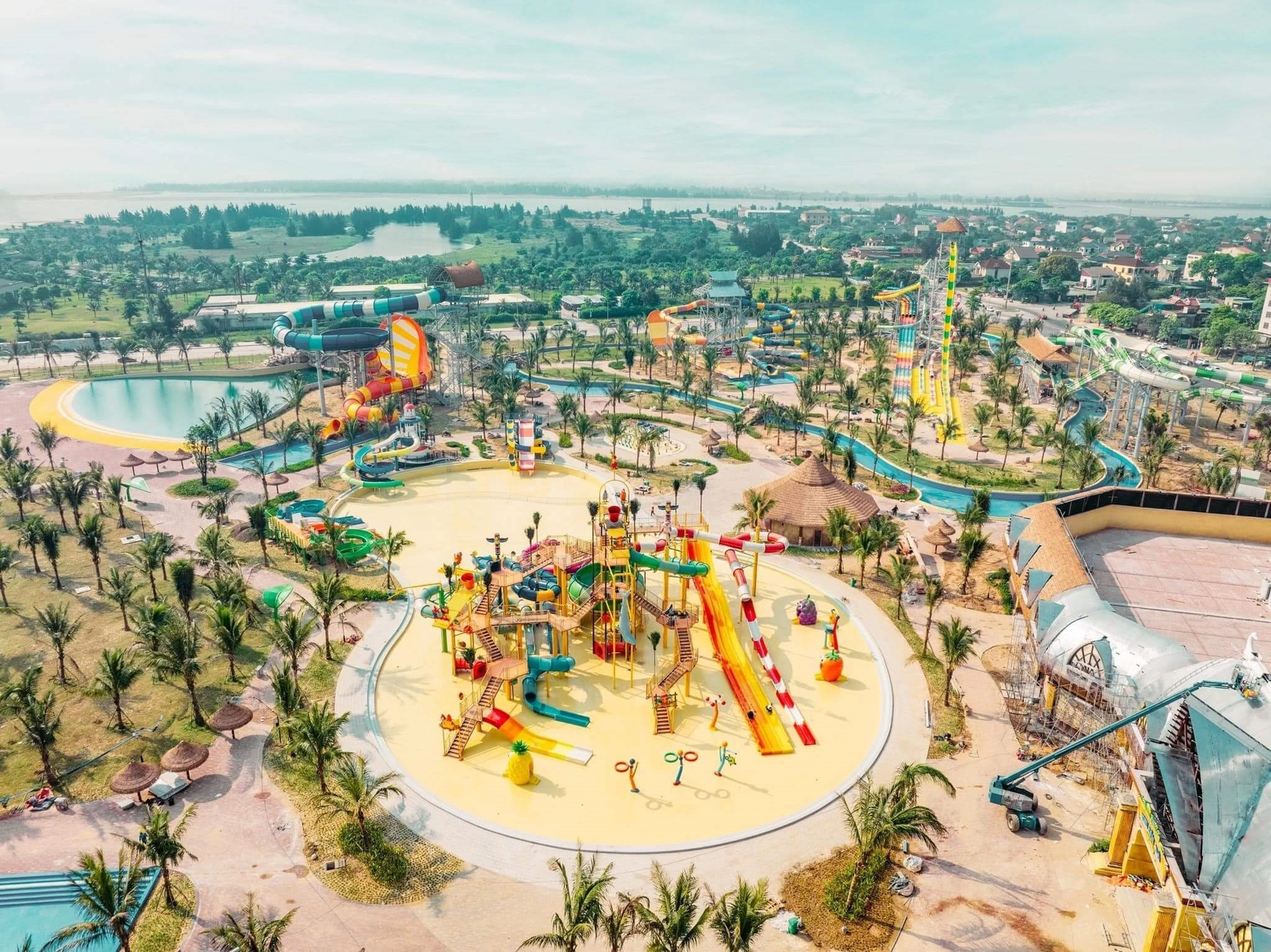 Vé Công Viên Giải Trí VinWonders Cửa Hội