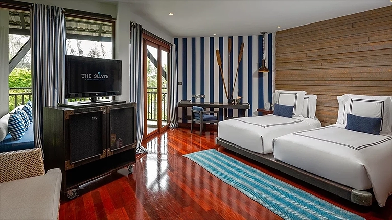 Two Bedroom Pearl Shell Suite