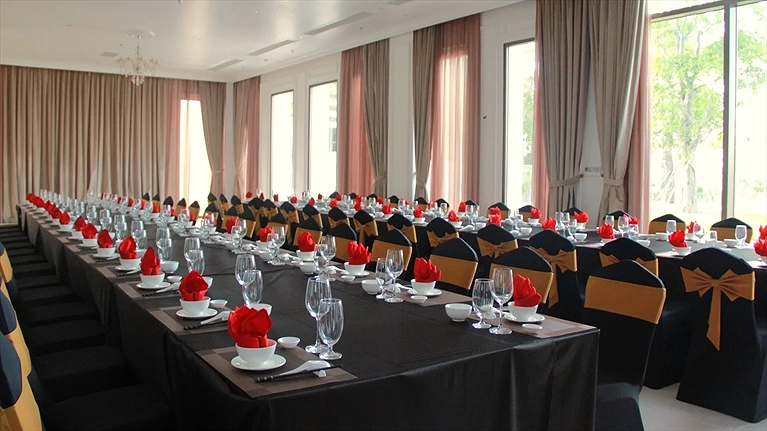 Sảnh nhà hàng Rose