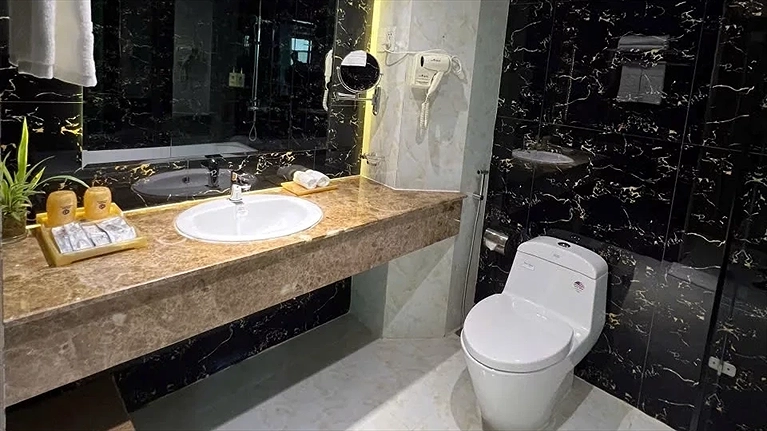 Phòng tắm Suite Family