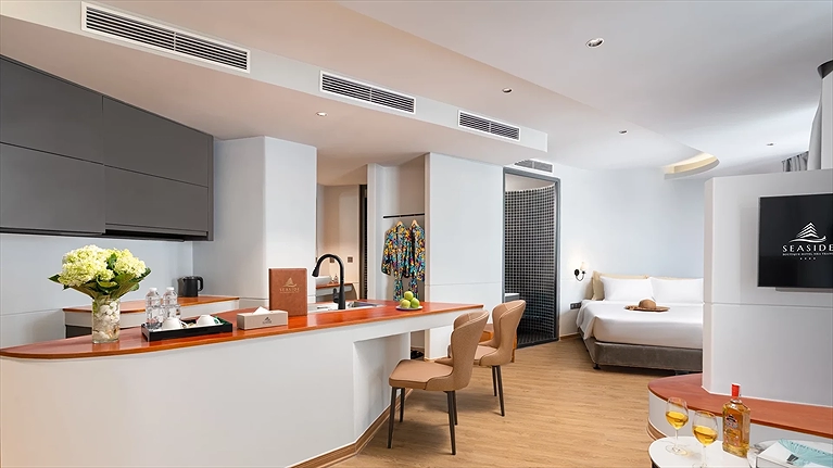 phòng Seaside Suite