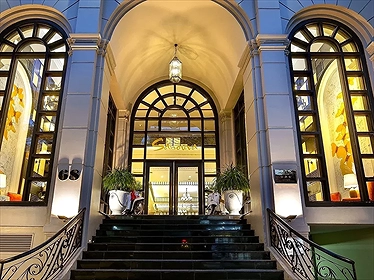 Khách sạn Sanouva Đà Nẵng