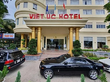 Khách sạn Việt Úc Bến Tre