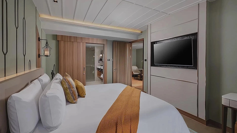 One Bedroom Verandah Pool Suite