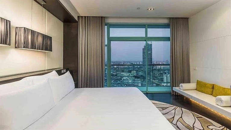 Grand Deluxe City View