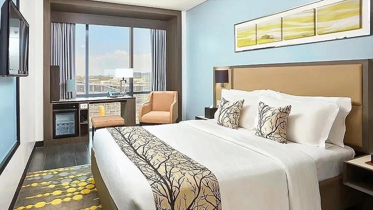 Prime Superior Queen