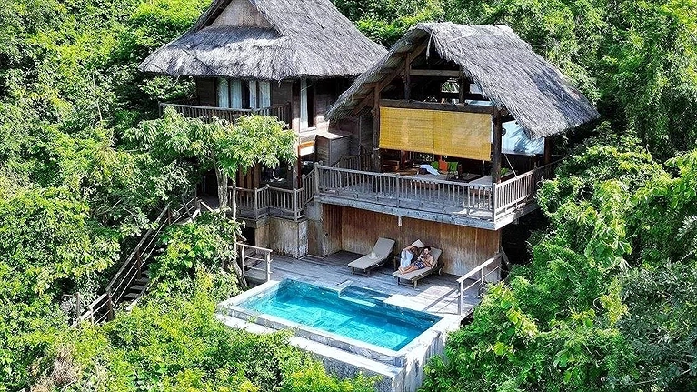 Tuy nằm ở trên cao Hill Rock Pool Villa vẫn được trang bị hồ bơi riêng