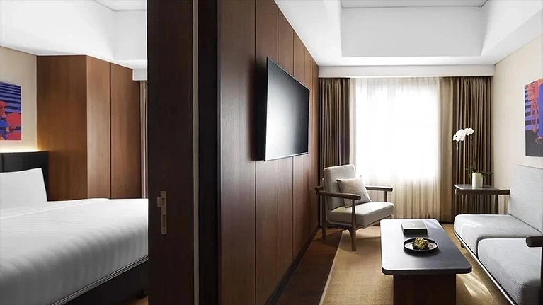 One Bedroom Premier Apartment